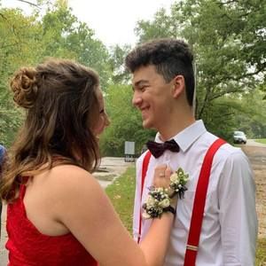 Meet your Posher, Hannah